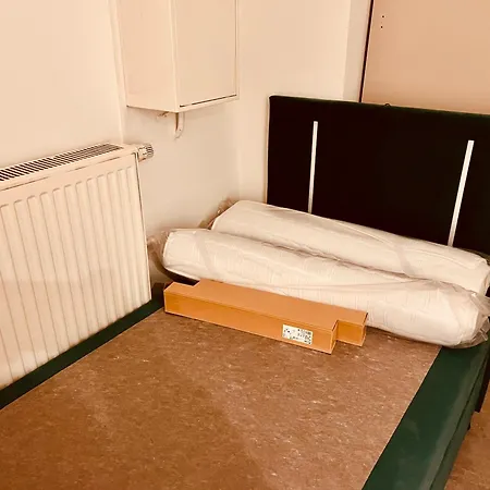Schoenes In Lindenthal Appartamento